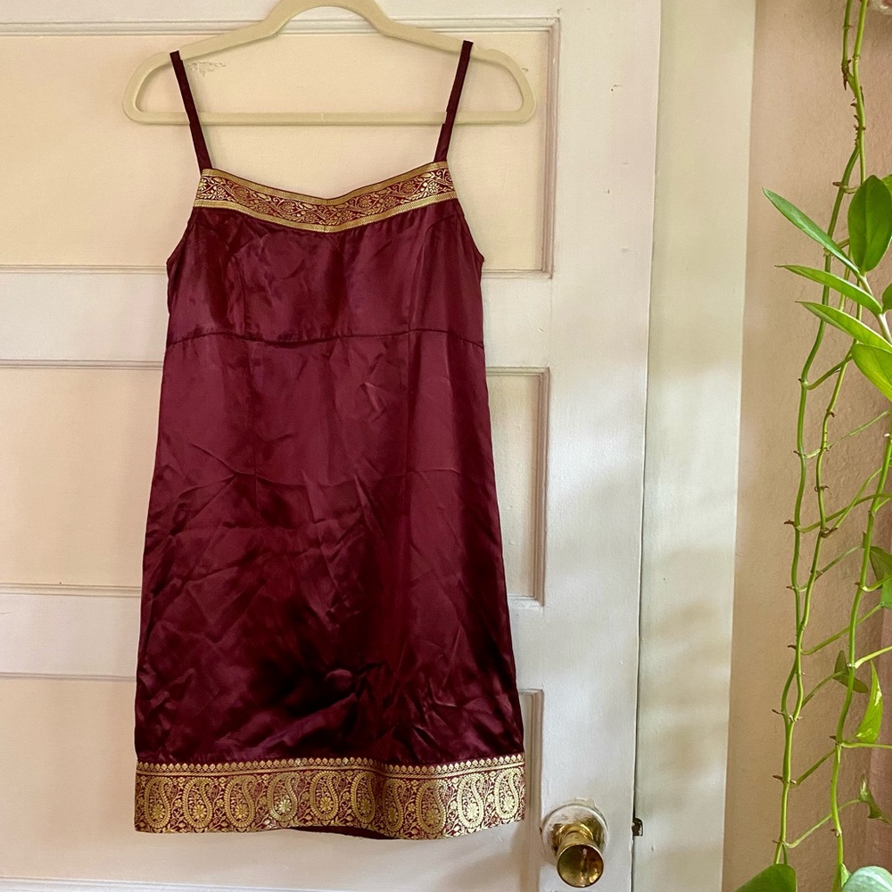 Vintage Aeropostale Maroon Burgundy and Gold Mini Dress 100% Viscose